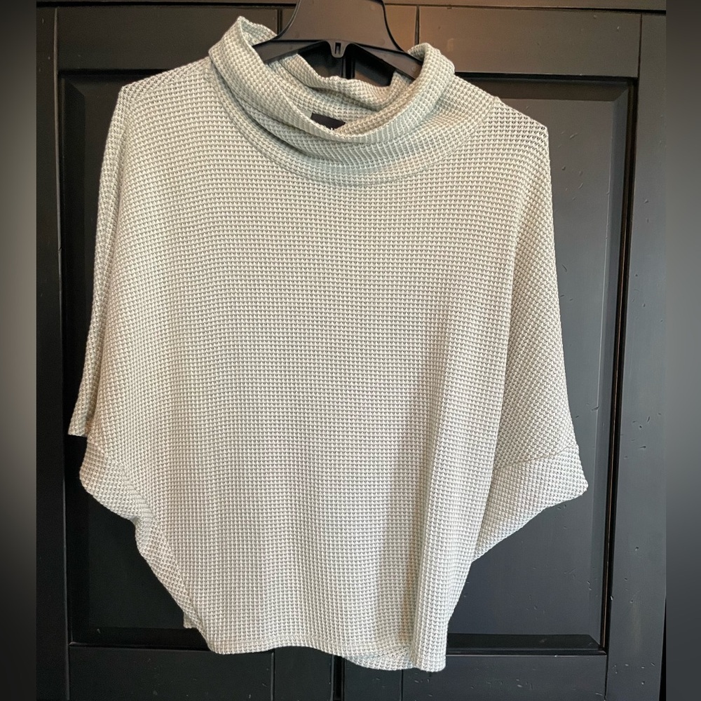 No. 11 Seafoam Green‎ Summer Popover Poncho Medium